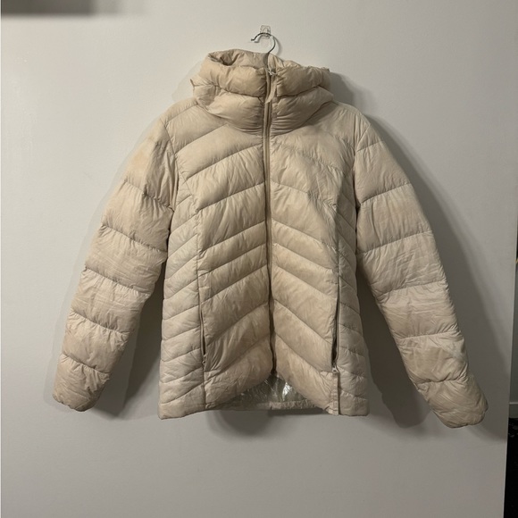 Cream Columbia fur-lined puffer - Picture 1 of 3